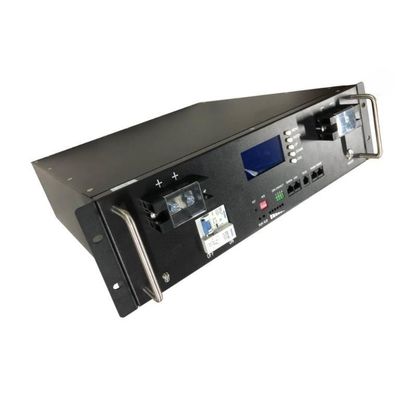 51.2V LifePO4 バッテリー モジュール ラックに搭載された太陽光貯蔵 リチウムイオンパック